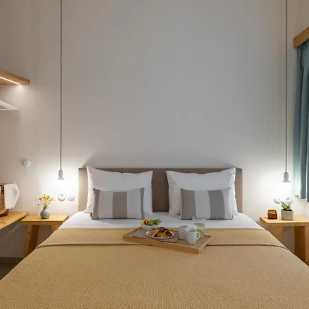 Capella Skiathos, Residences *