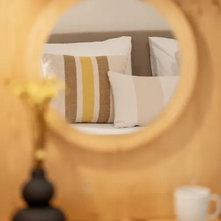 Capella Skiathos, Residences