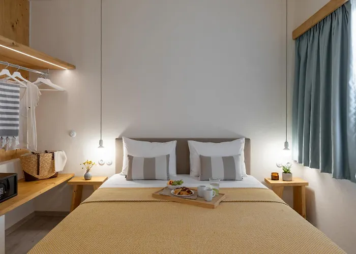 Capella Skiathos, Residences *